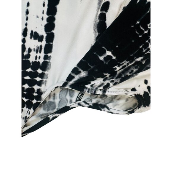 2/$30 NWT Veronica M. Medium Cold Shoulder Abstract Print Top Black & White - Picture 8 of 13